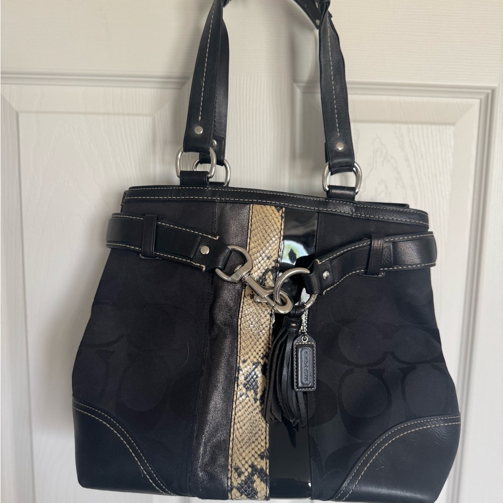 Coach Black and Tan Shoulder Bag with Sophisticated Design